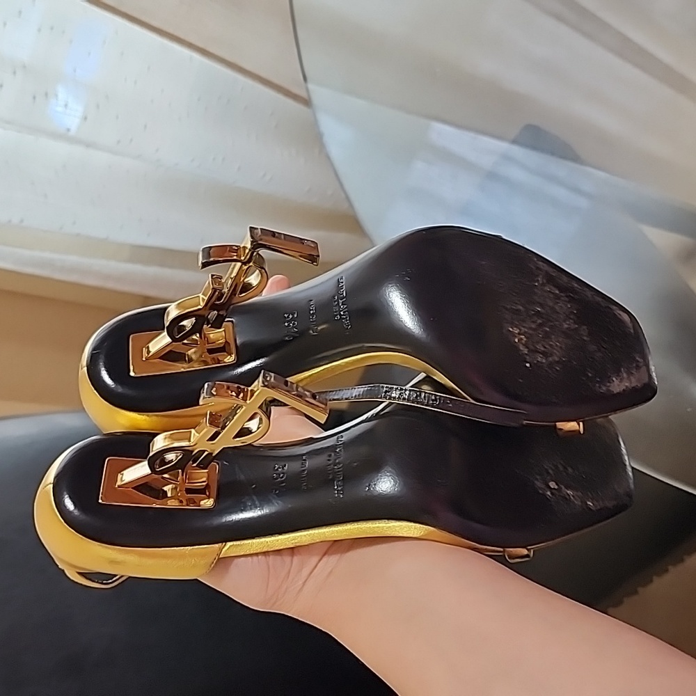 Saint laurent sandals,I accept, reasonable offers. Remember that I have these sh